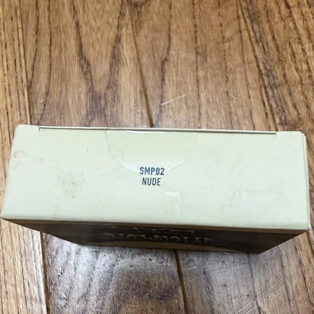 NYX PROFESSIONAL MAKEUP Stay Matte But Not Flat Powder Foundation Nude